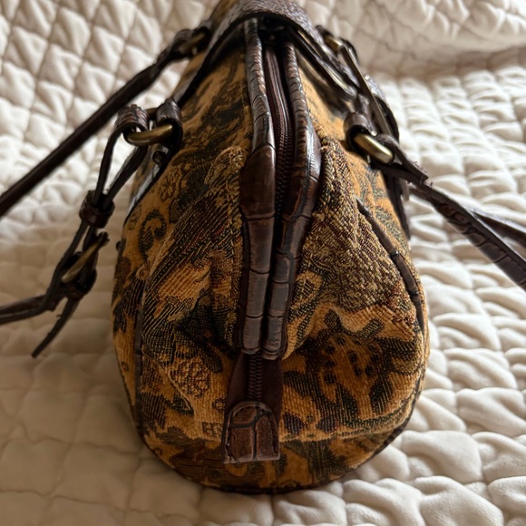 Vintage 90s Tapestry Shoulder Bag with Croc-Effect Trim in Brown - Picture 10 of 13